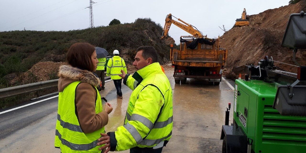 La Junta estudia realizar trabajos nocturnos para agilizar la apertura de la carretera Campofrío-Riotinto
