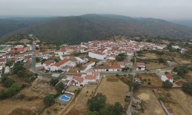 Los vecinos de Berrocal ya pueden sacar dinero en su pueblo
