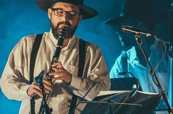 El nervense Javier Delgado, un profesor de clarinete en el Conservatorio de Lucena de Córdoba