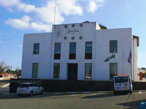 Riotinto quiere la propiedad del Hotel Santa Bárbara