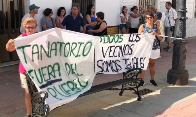 Sólo 20 vecinos participan en la consulta sobre el tanatorio en cinco horas