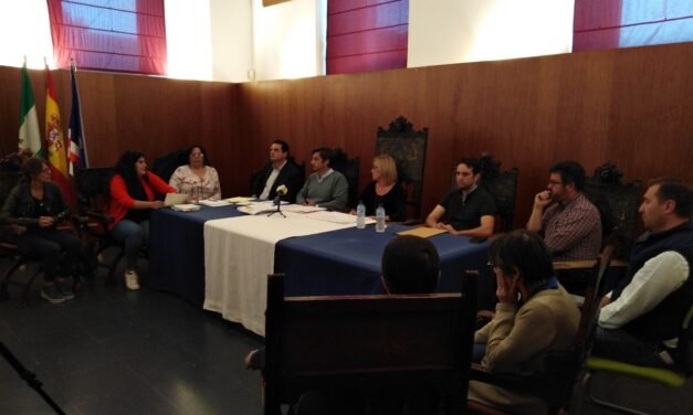 La Zona ORA de Riotinto queda en el aire tras pedir el Pleno su anulación