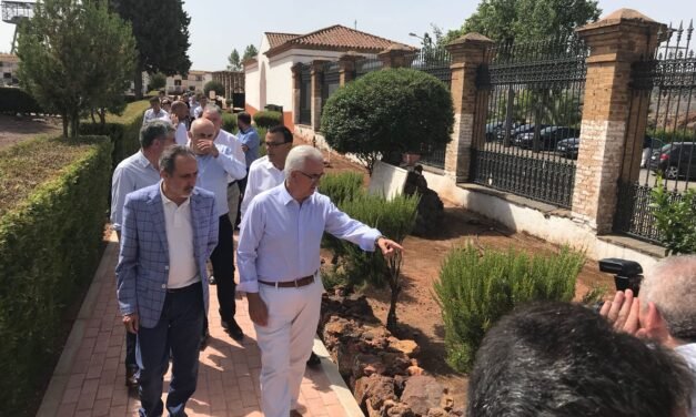 La Junta licita la exhumación de las fosas comunes de Nerva