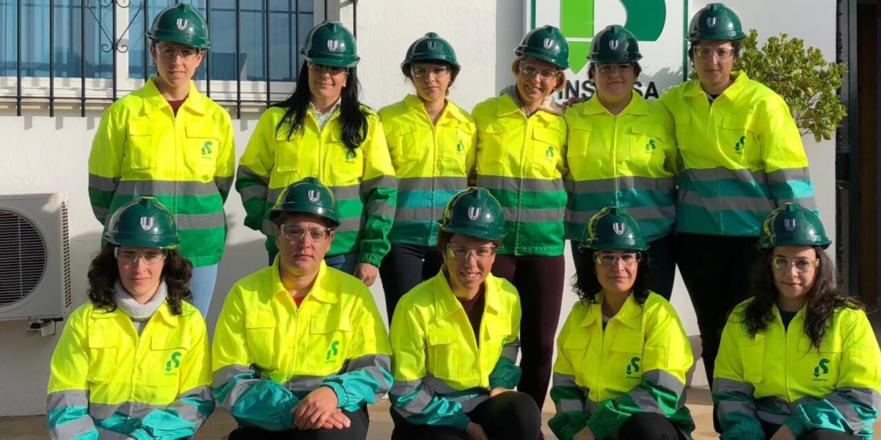 Insersa incorpora a 15 mujeres al sector minero