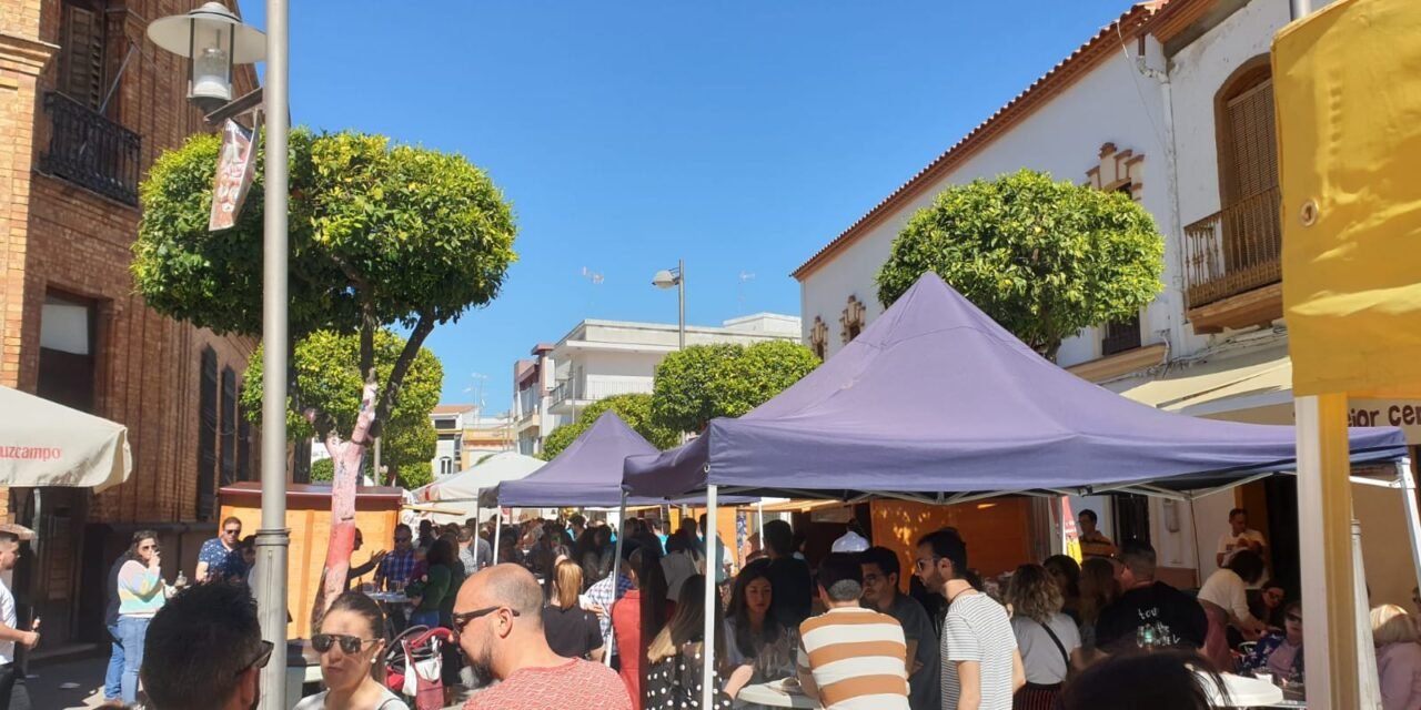 Cientos de personas disfrutan de la Feria del Gurumelo de Nerva