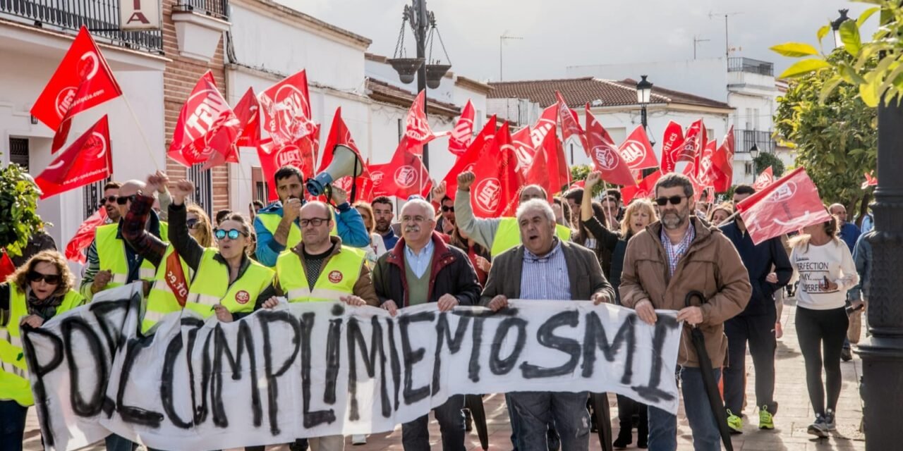 Empresa y trabajadores llegan a un acuerdo y evitan la huelga en Riotinto Fruit