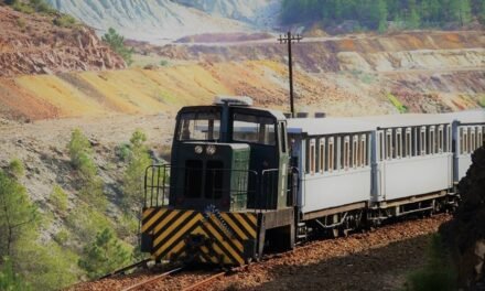 1.300 vagones, 143 locomotoras y 40 coches: los datos del ferrocarril minero de Riotinto