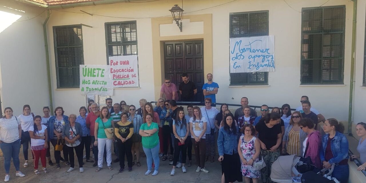 El Ayuntamiento de Riotinto asume la plaza de monitor infantil que suprimió la Junta