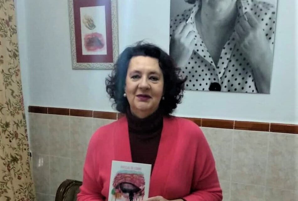La riotinteña Rosario Santana publica su cuarto libro, ‘Huellas de Cobre’