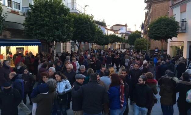 Nerva se echa a la calle en apoyo a los damnificados por la riada