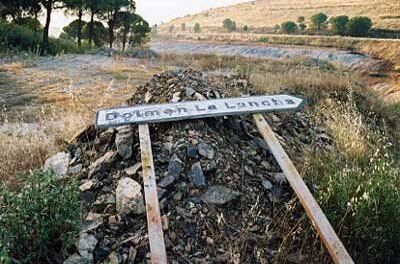 IU reclama la rehabilitación del Dolmen de la Lancha de Nerva