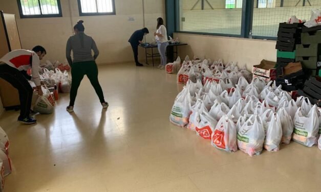 Entregan alimentos a las familias más necesitadas de Riotinto