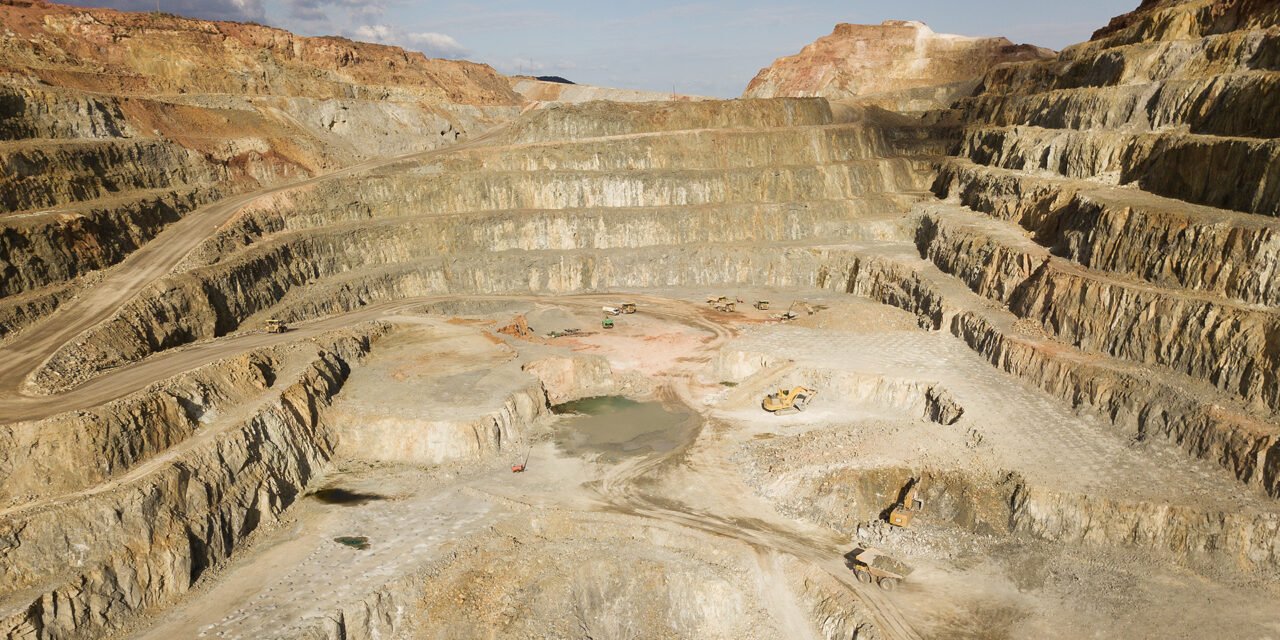 Destacan el valor de la minería metálica como motor de riqueza