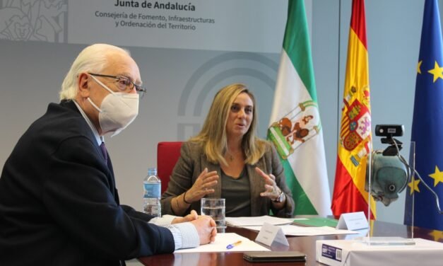 El puerto de Huelva se incorpora a la Red Logística de Andalucía