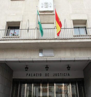 Dos años de cárcel por abusar de su hija de tres años en Huelva