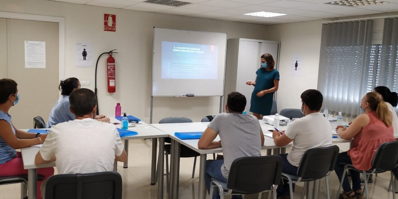 Siete jóvenes becados del Plan HEBE finalizan sus prácticas en el sector minero