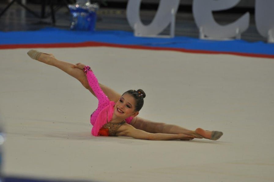 La gimnasta riotinteña Inés Martín se proclama campeona de Andalucía por segunda vez