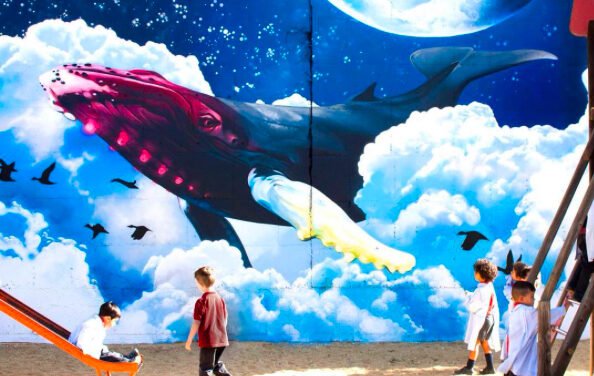 Un mural del colegio Montessori, entre los mejores de España según Vanity Fair