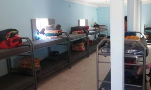 Las camas donadas por Zalamea llegan a los campamentos saharauis