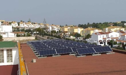 Tres institutos de la provincia producen ya su propia energía mediante placas fotovoltaicas