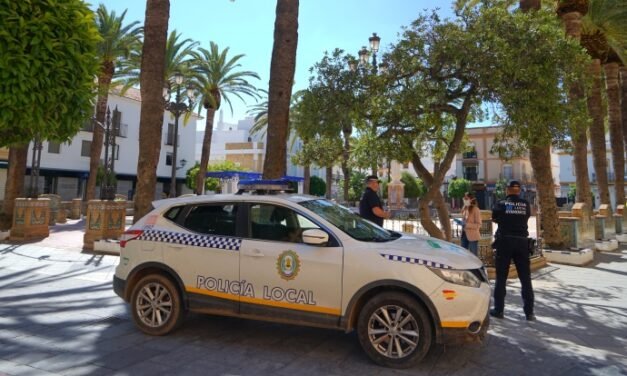 Desalojan un fiesta ilegal en Ayamonte con una veintena de personas