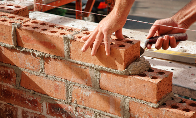 Buscan a ocho oficiales de construcción para una obra en Zalamea