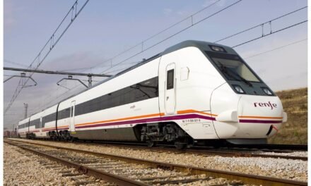 Una avería en el Alvia Huelva-Madrid deja cuatro horas sin circulación las vías