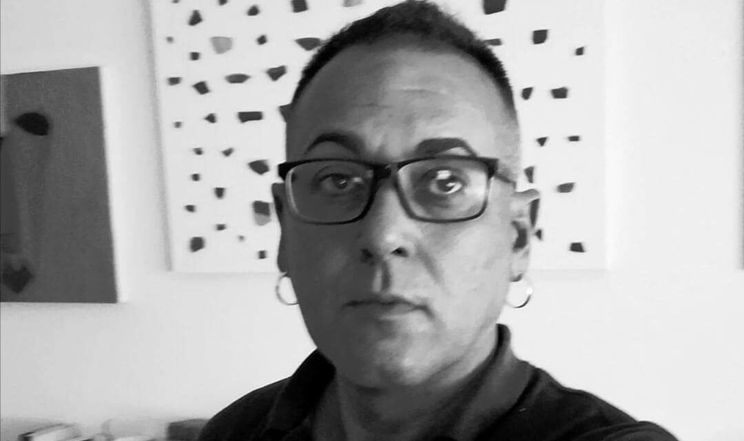 El riotinteño Antonio Pavón publica su segundo poemario, ‘Sueños reflejados’