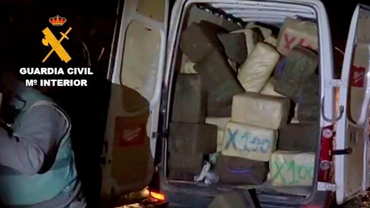 Cien detenidos en una red europea de tráfico de hachís y marihuana que operaba en Matalascañas
