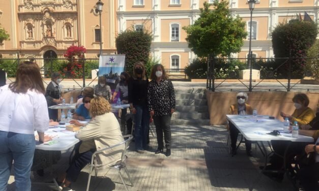 Anumayores combate la soledad de los mayores en Huelva