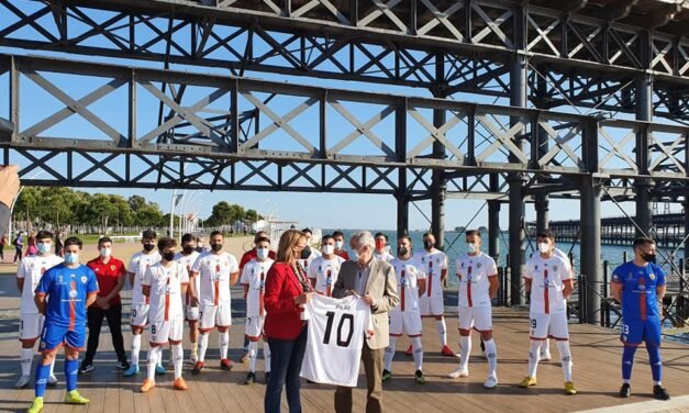 El Riotinto Balompié recibe el apoyo del Puerto en la recta final por el ascenso