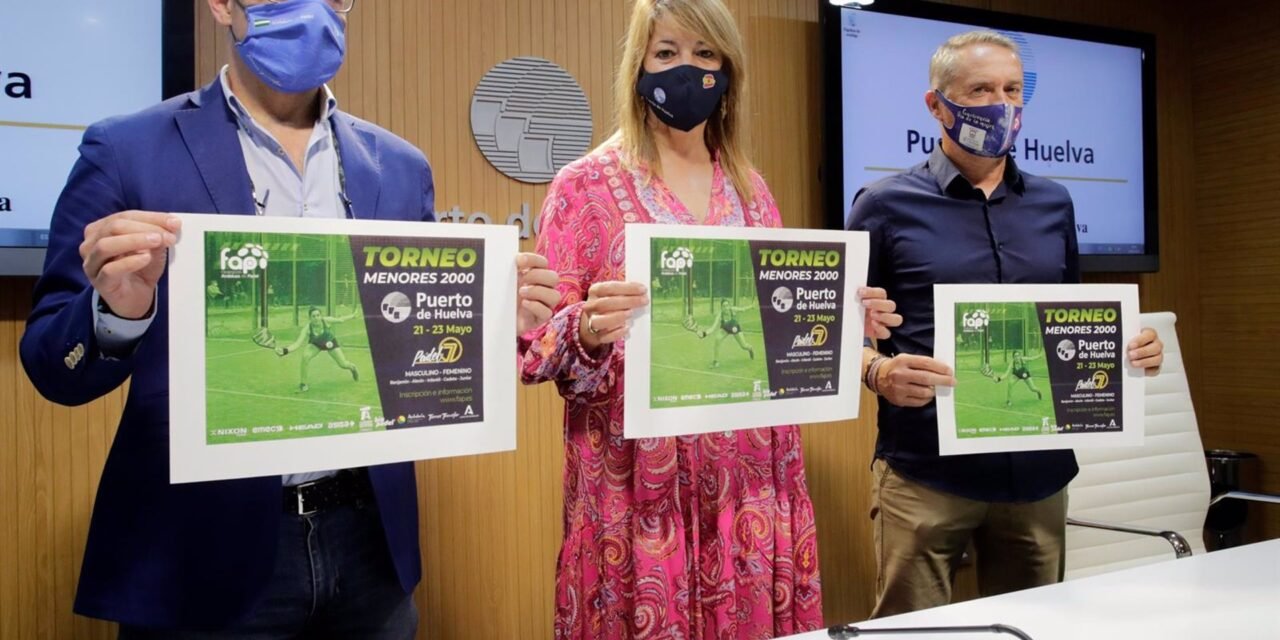 Casi un centenar de jóvenes se citan para jugar al pádel en el torneo Puerto de Huelva