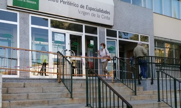 Agreden a un vigilante del Servicio de Urgencias del Virgen de la Cinta