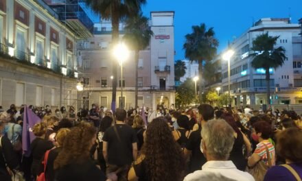 Huelva muestra su repulsa contra las violencias machistas