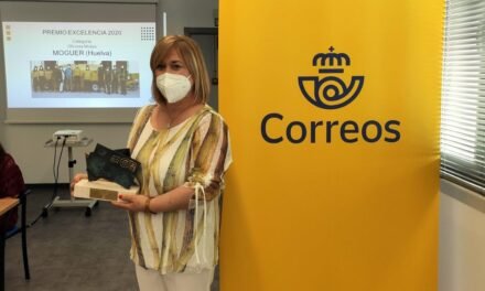 La oficina de Correos de Moguer recibe el Premio Nacional a la Excelencia 2020