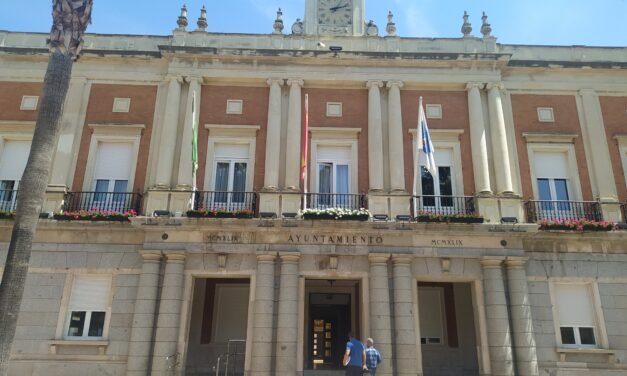 El Ayuntamiento de Huelva se suma a la conmemoración del Día de las Personas Sordociegas