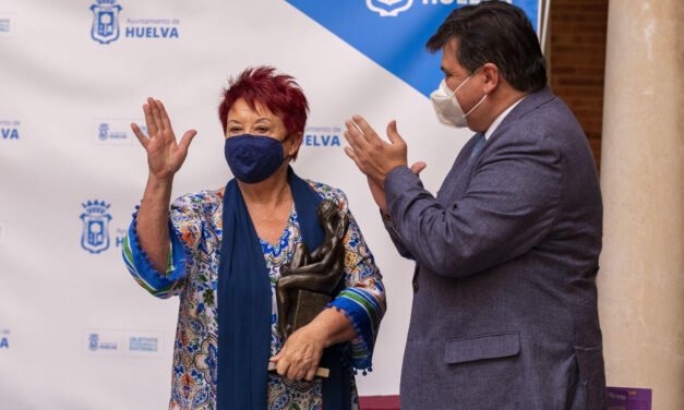 Gaby de la Fuente recibe el Premio Marisma como ejemplo de “mujer por la igualdad”