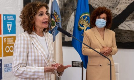 La ministra Montero respalda a los municipios de Huelva frente a la crisis