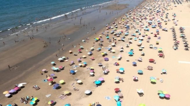 Punta Umbría inicia restricciones en las duchas de las playas por “solidaridad”