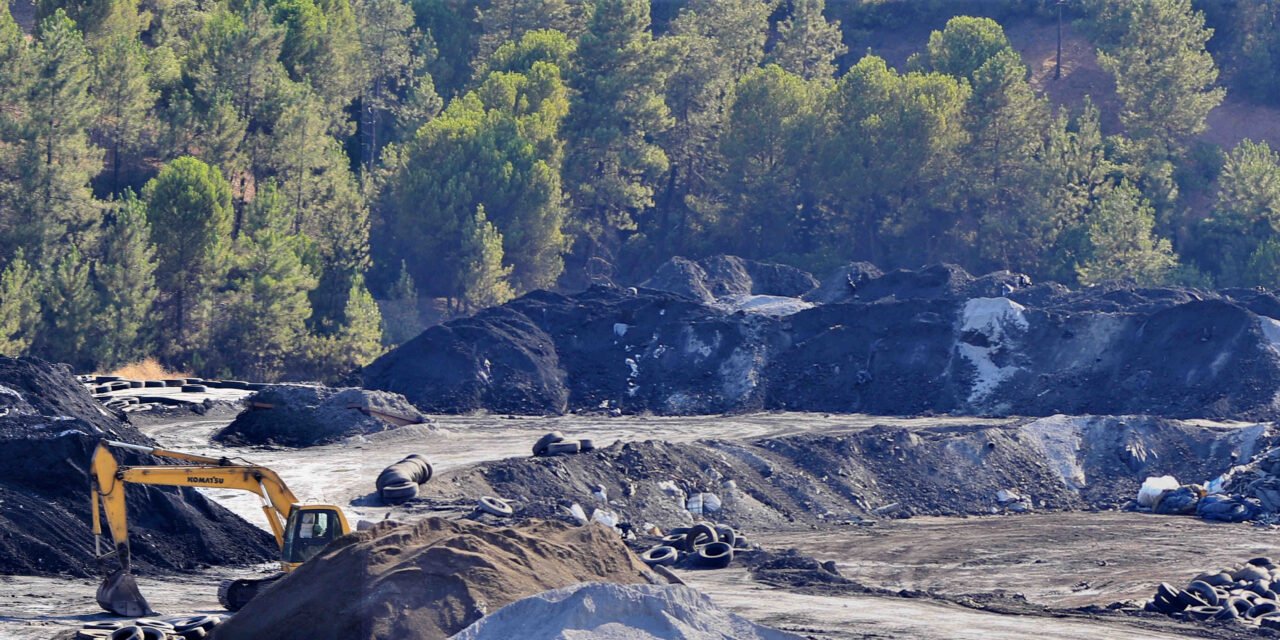 Denuncian la próxima llegada a Nerva de otras 70.000 toneladas de residuos desde Montenegro