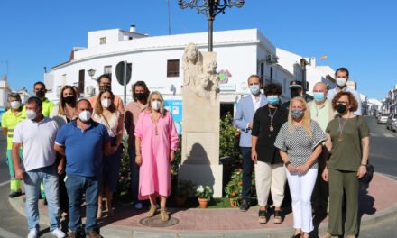 Cartaya levanta una escultura en homenaje al esfuerzo y generosidad del pueblo durante la pandemia