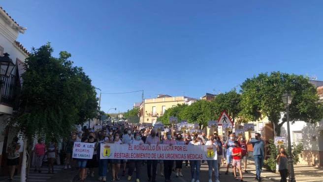 Vecinos de cuatro municipios de Huelva protestan hoy por la falta de sanitarios