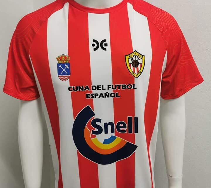 El Riotinto Balompié presenta su nueva equipación para esta temporada