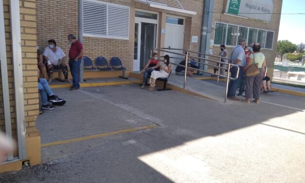 Denuncian un colapso en Urgencias del Hospital de Riotinto
