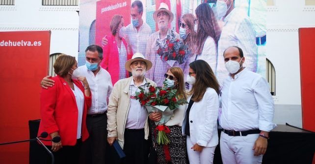 Isaías Pérez Saldaña ya da nombre a la Casa del Pueblo de Ayamonte