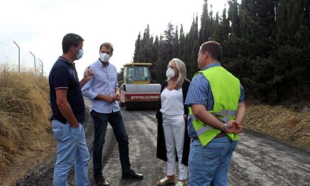 Cartaya acomete la reparación y mejora de los caminos rurales de zahorra