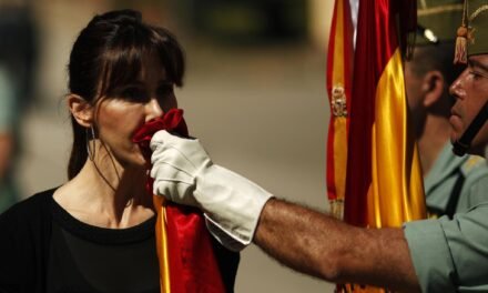 Los onubenses podrán jurar la bandera el 30 de octubre en la Alameda Sundheim