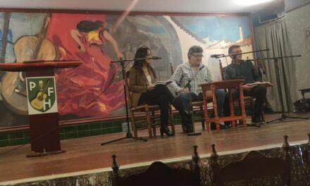 La Peña Flamenca de Huelva cumple 30 años con una gran velada literaria y musical