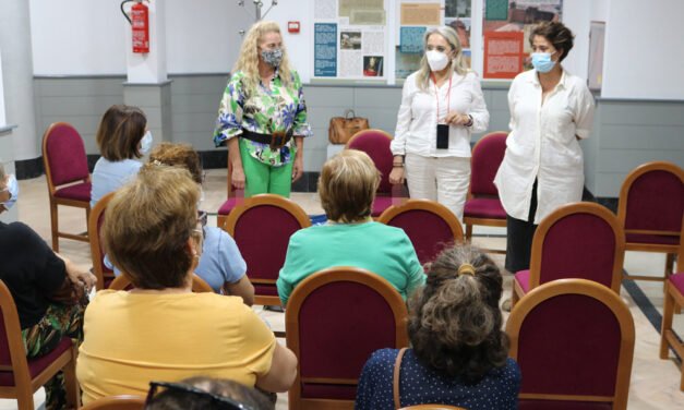 Cartaya apuesta por las mujeres con un proyecto basado en el croché y la sororidad