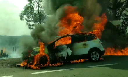 Arde un vehículo en plena N-435 entre Valverde y Zalamea